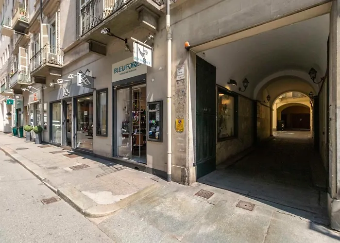 Guesthost - Piazza San Carlo Comfy X4 Apartamento Turín