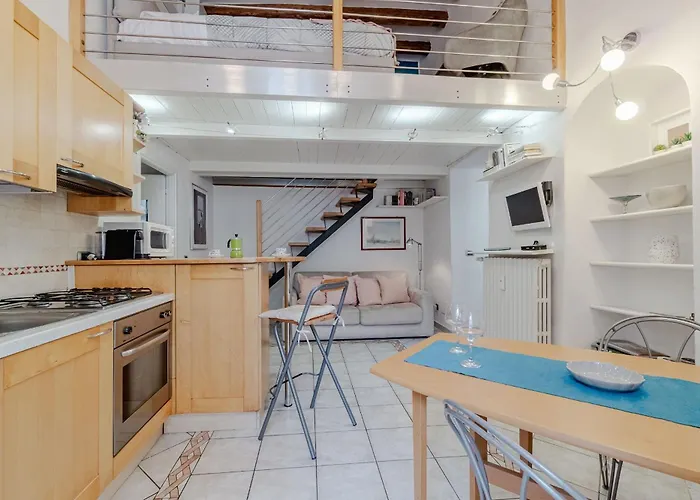 Guesthost - Piazza San Carlo Comfy X4 Apartment Turin